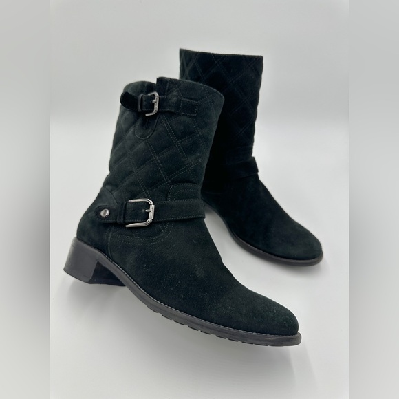 Aquatalia Leva Quilted Suede Women's black Ankle Boot Size 7 - Picture 1 of 14